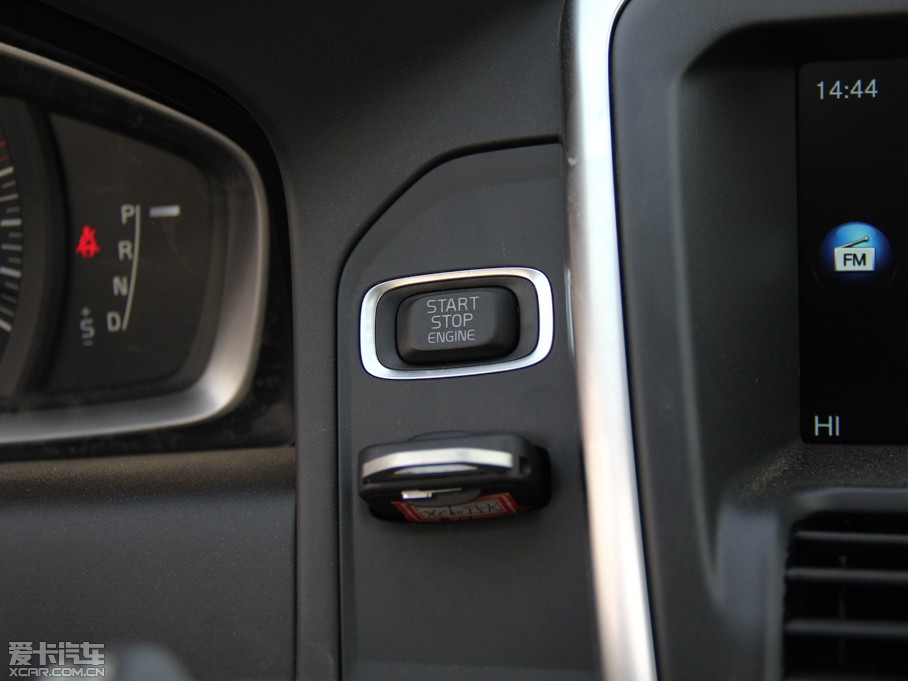 2015֠XC60 2.0T T5 а