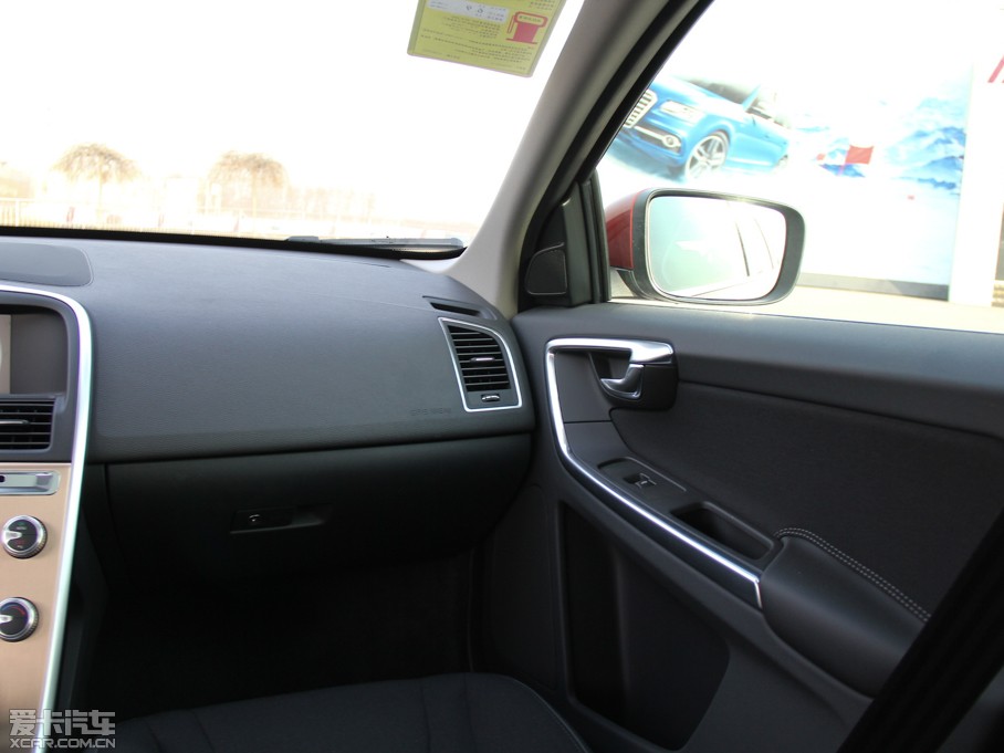 2015֠XC60 2.0T T5 а