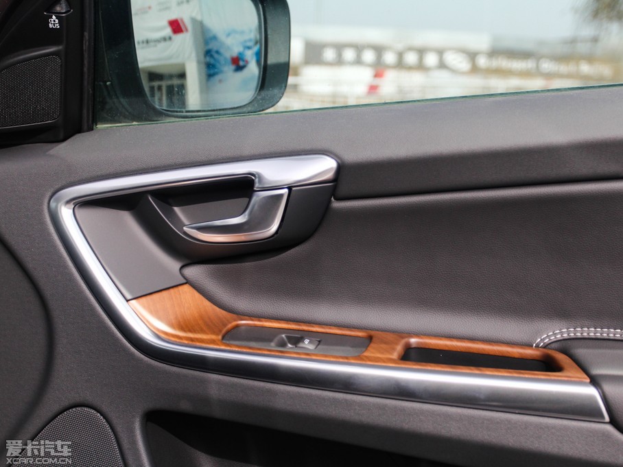 2015֠XC60 2.5T T6 AWD Խ