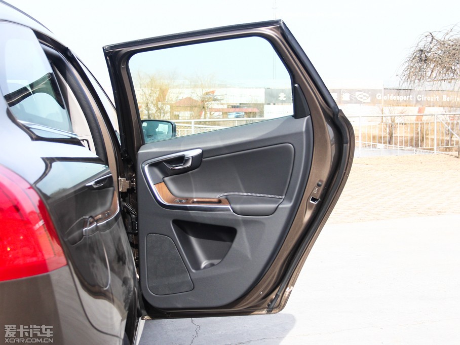 2015֠XC60 2.5T T6 AWD Խ