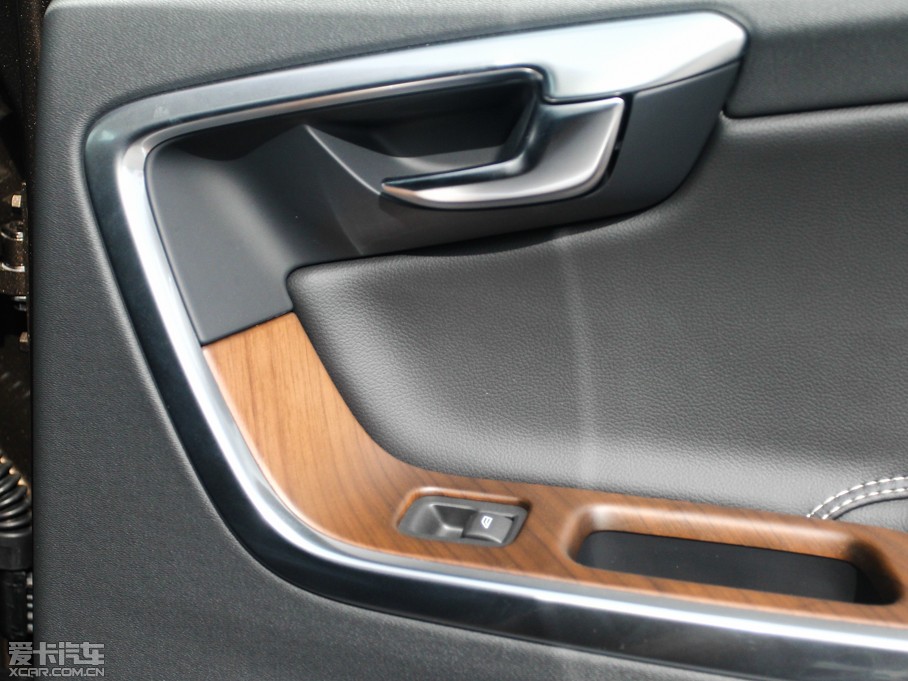 2015֠XC60 2.5T T6 AWD Խ