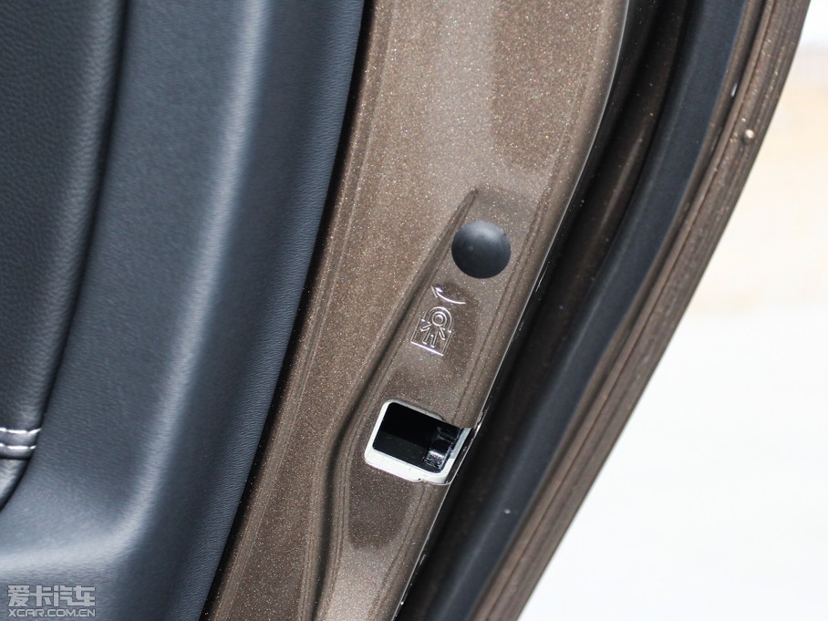 2015֠XC60 2.5T T6 AWD Խ