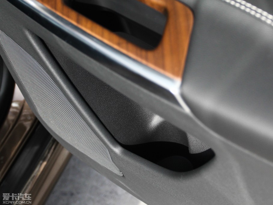 2015֠XC60 2.5T T6 AWD Խ