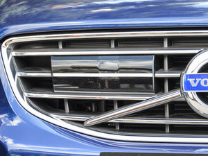 20152.0T T5 AWD S (x)(ji)^