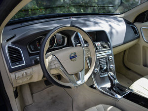 20152.0T T5 AWD S п؅^(q)