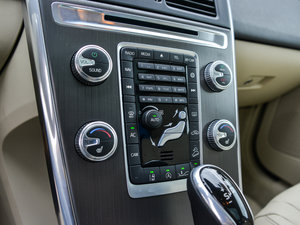 20152.0T T5 AWD S п؅^