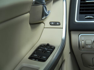 20152.0T T5 AWD S п؅^