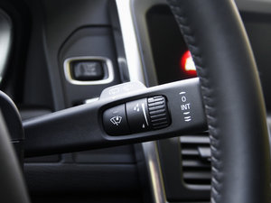 20152.0T T5 AWD h п؅^