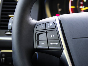 20152.0T T5 AWD h п؅^