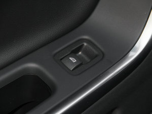 20152.0T T5 AWD h п؅^