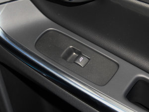 20152.0T T5 AWD h п؅^