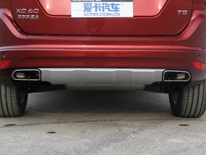 2015款2.0T T5 智行版 排气管