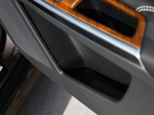 20152.5T T6 AWD Խ g