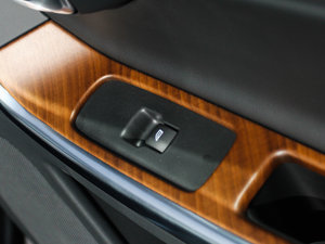 20152.5T T6 AWD Խ п؅^(q)