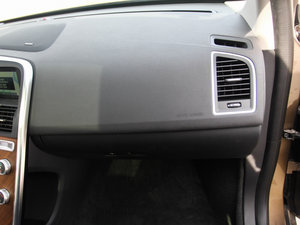 20152.5T T6 AWD Խ g