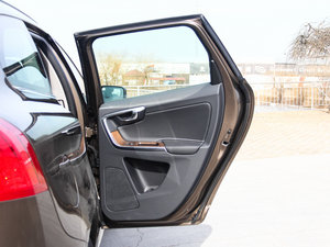 20152.5T T6 AWD Խ g