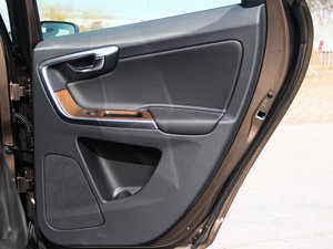 20152.5T T6 AWD Խ g