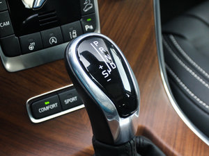 20152.5T T6 AWD Խ п؅^