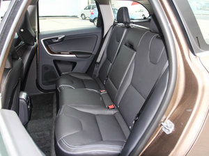 2015款2.5T T6 AWD 智越版 后排座椅