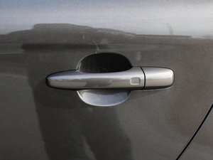 20152.5T T6 AWD Խ ^