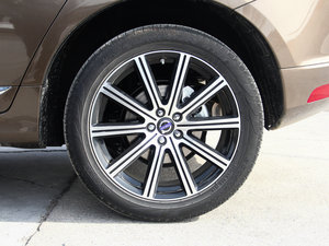 20152.5T T6 AWD Խ ^