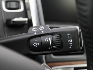 20152.5T T6 AWD Խ п؅^