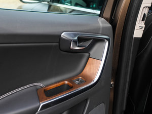 20152.5T T6 AWD Խ g