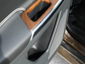 20152.5T T6 AWD Խ g