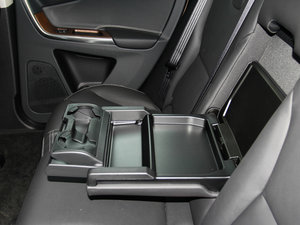 20152.5T T6 AWD Խ g