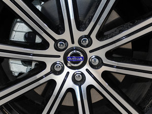 20152.5T T6 AWD Խ ^