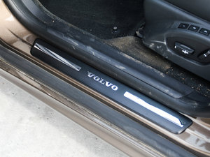 20152.5T T6 AWD Խ g