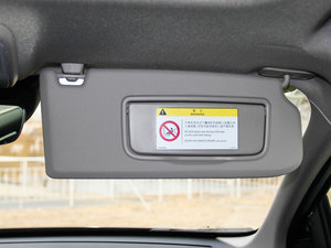 20152.5T T6 AWD Խ g