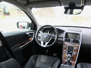 2015款2.5T T6 AWD 智越版 空间座椅