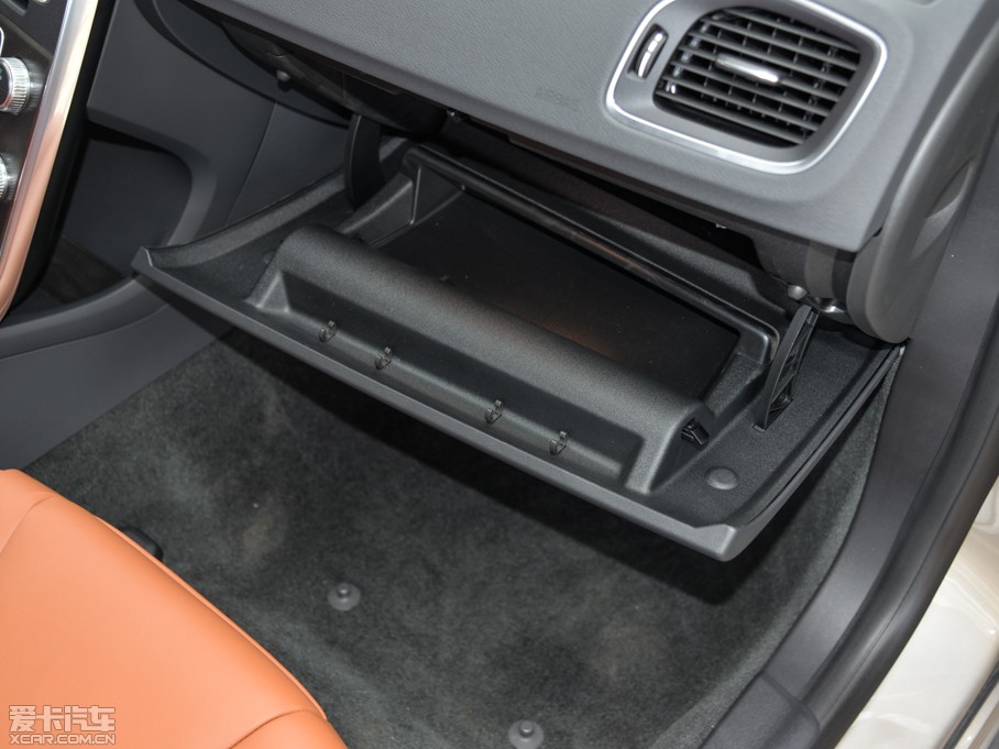 2016֠S60 L 2.0T T5 S