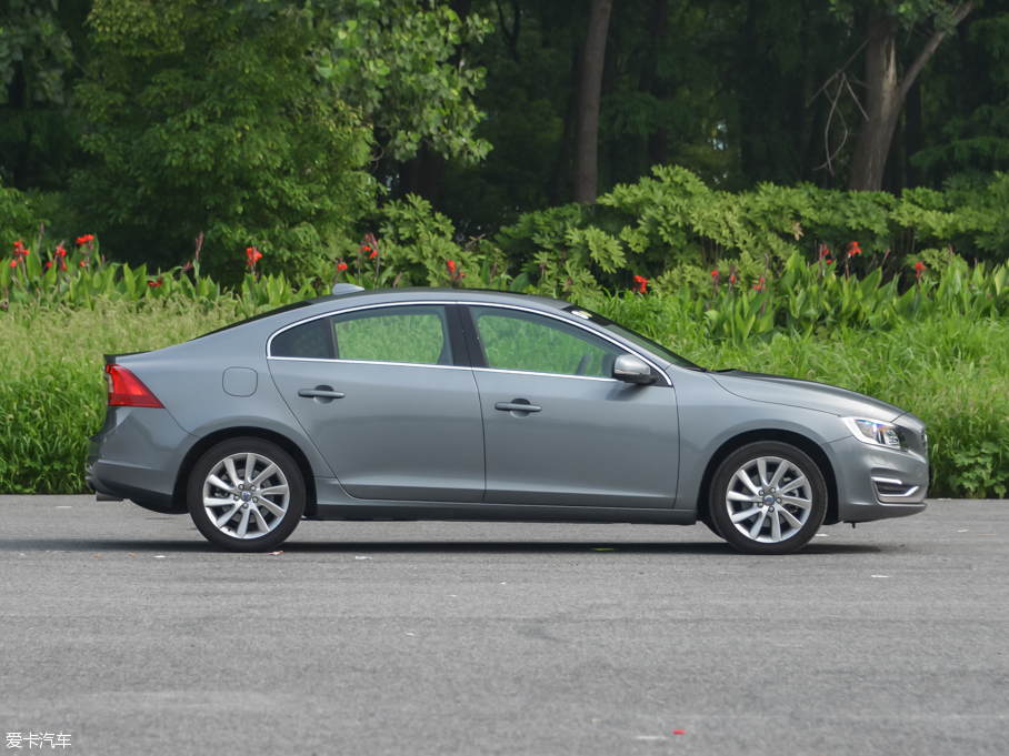 2016֠S60 L 2.0T T4 h