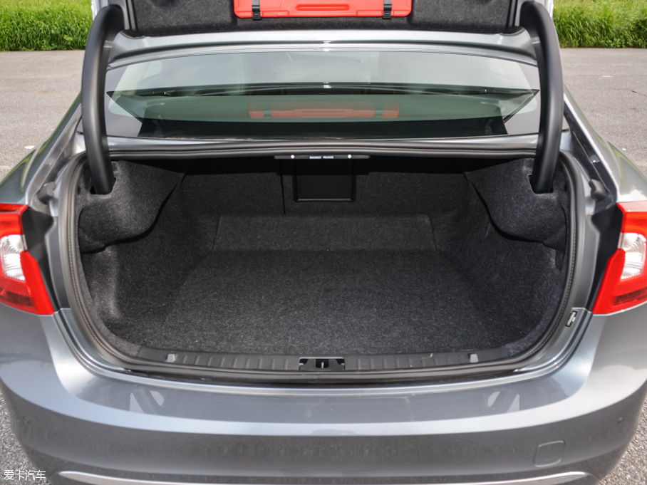 2016֠S60 L 2.0T T4 h