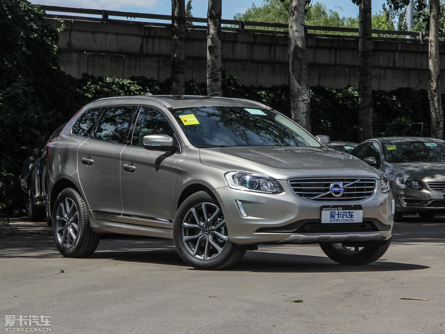 2016֠XC60 2.0T T5 AWD S