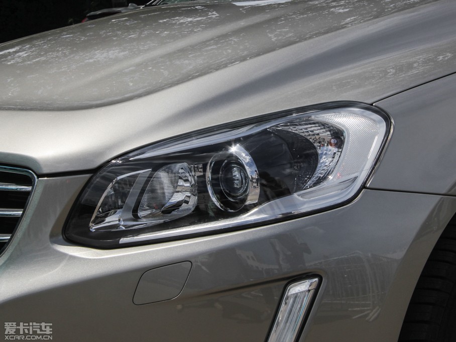 2016֠XC60 2.0T T5 AWD S