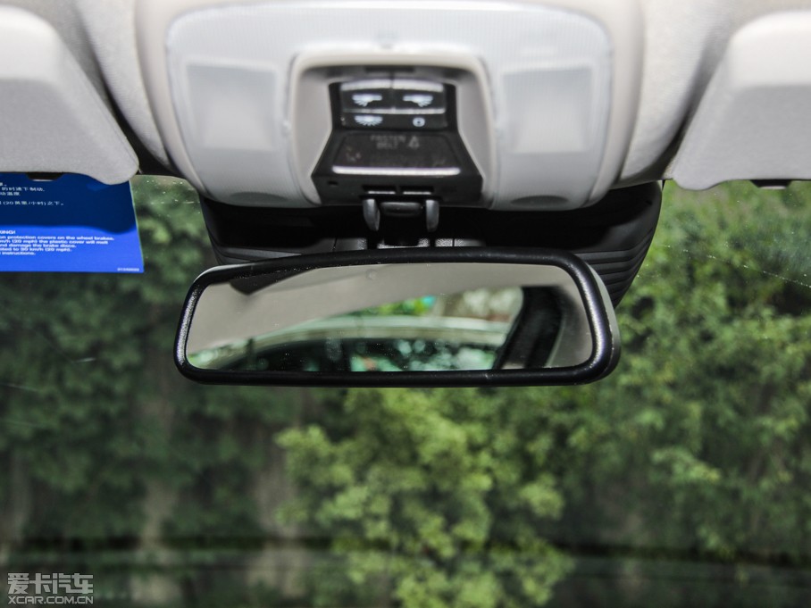2016款沃尔沃XC60 2.0T T5 AWD 智驭版