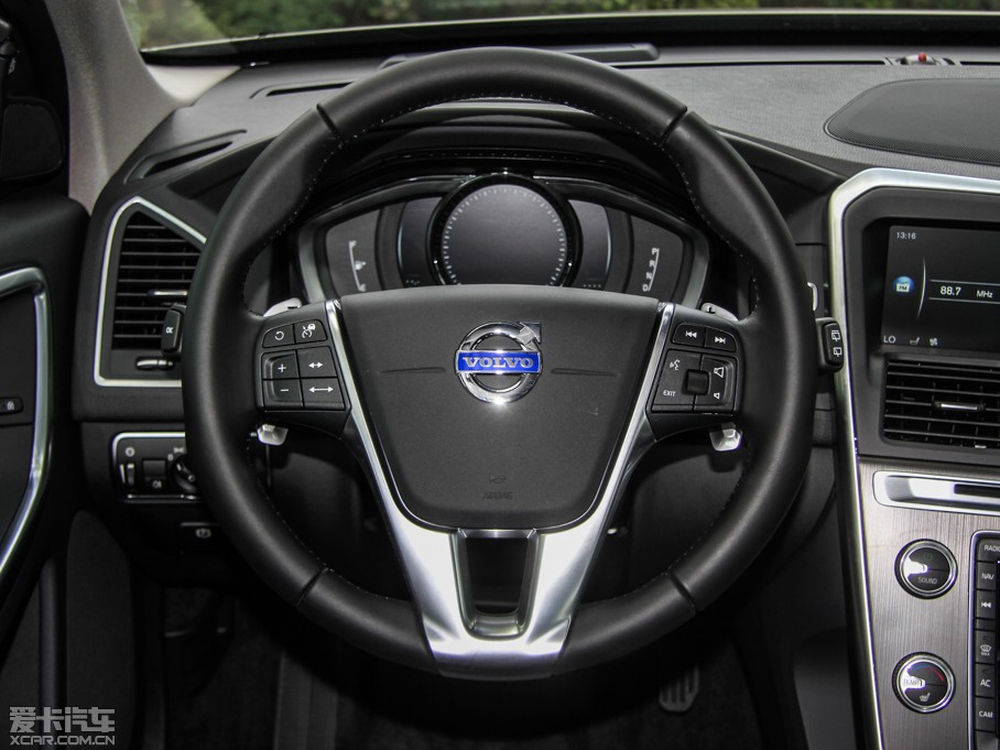 2016֠XC60 2.0T T5 AWD S