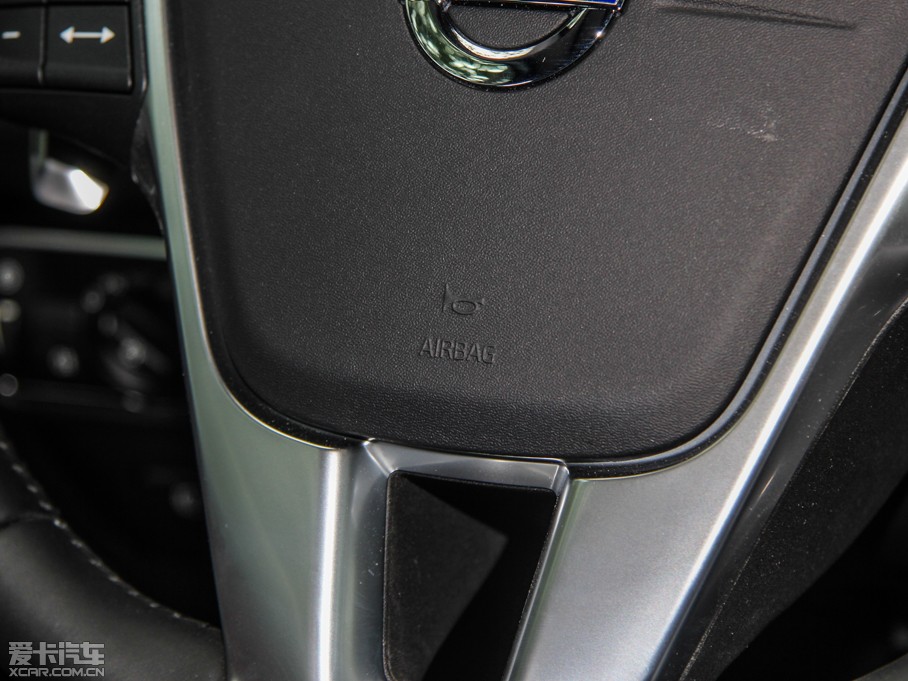 2016֠XC60 2.0T T5 AWD S