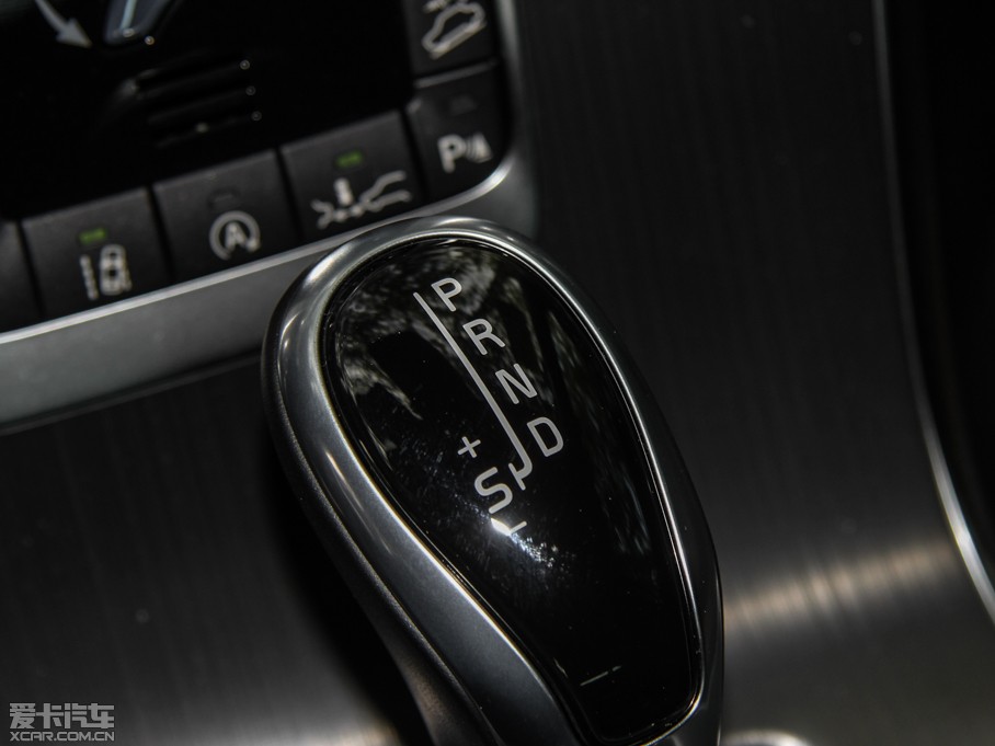 2016֠XC60 2.0T T5 AWD S