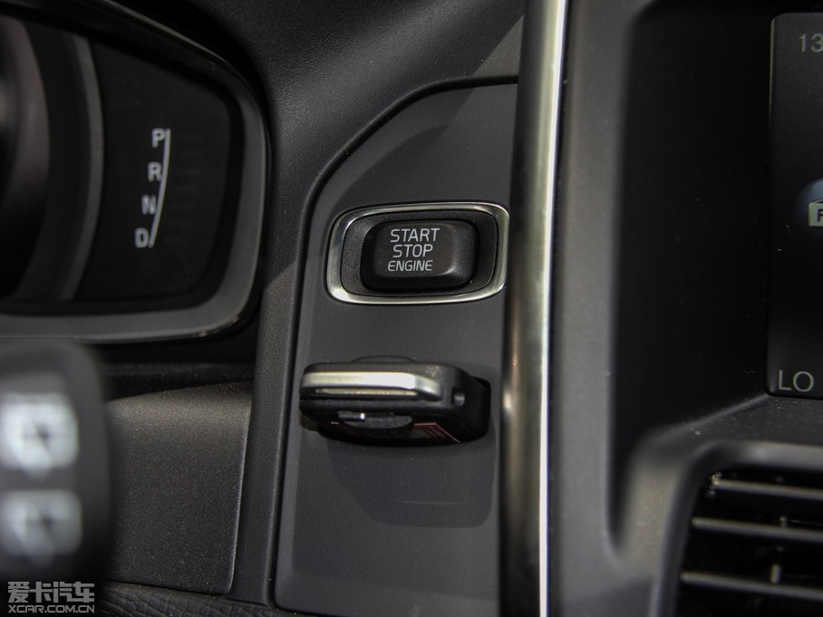 2016֠XC60 2.0T T5 AWD S