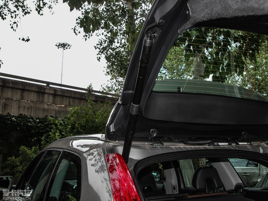 2016֠XC60 2.0T T5 AWD S