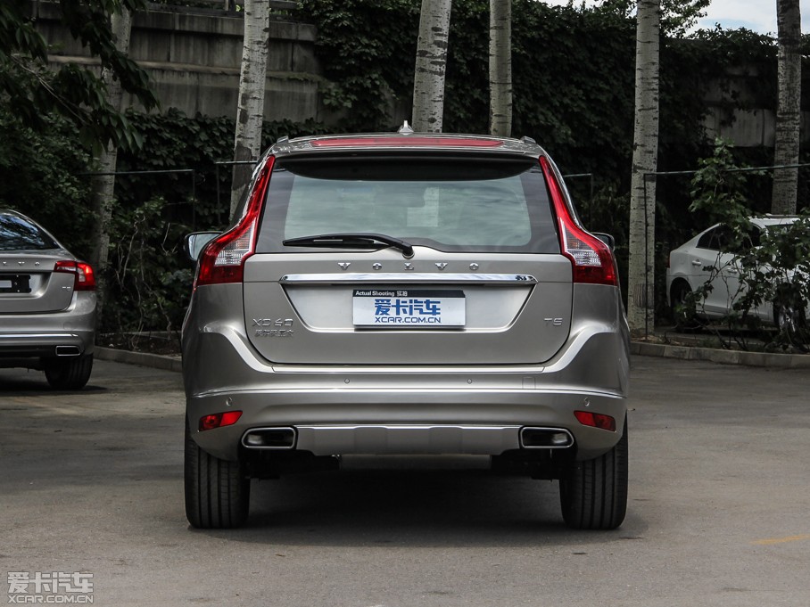 2016֠XC60 2.0T T5 M