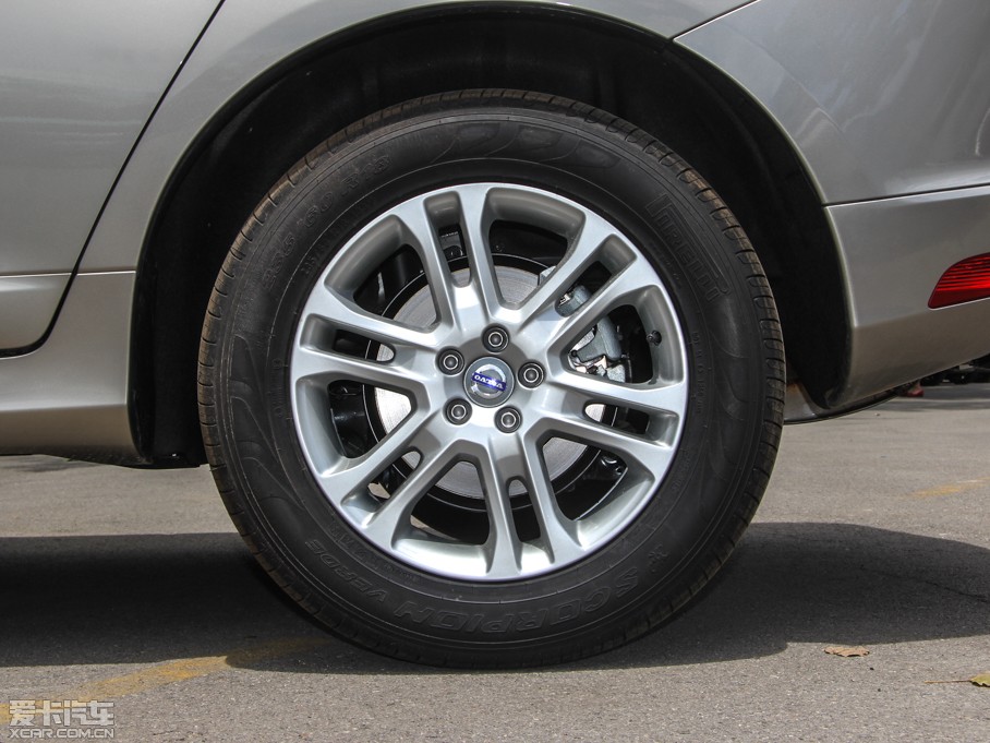 2016֠XC60 2.0T T5 M