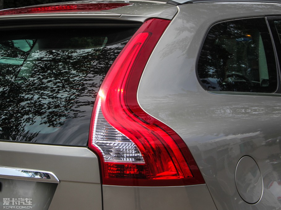 2016֠XC60 2.0T T5 M