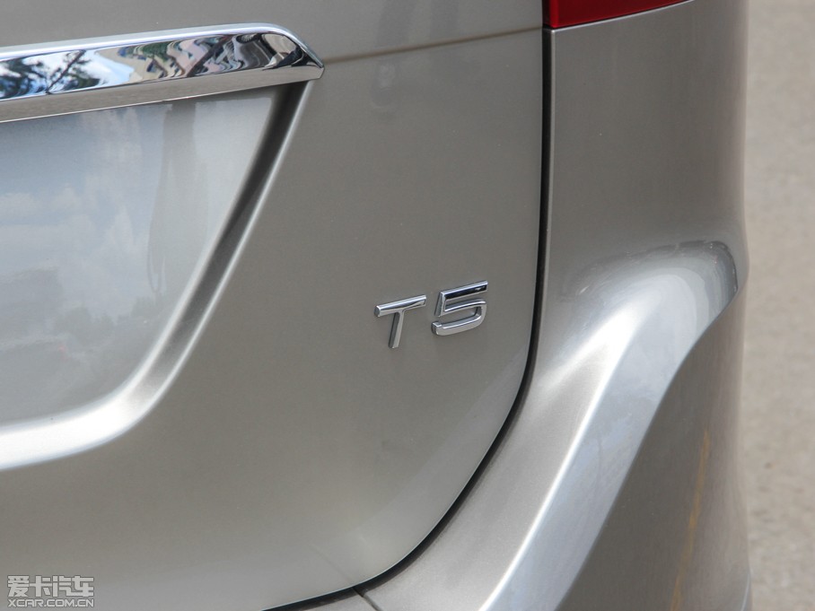 2016֠XC60 2.0T T5 M