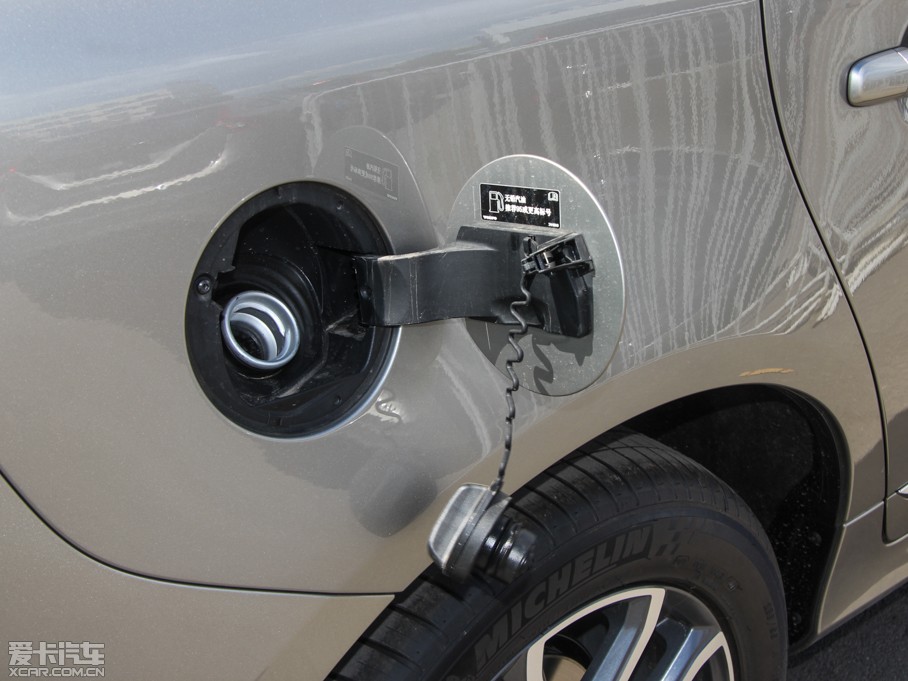 2016֠XC60 2.0T T5 M