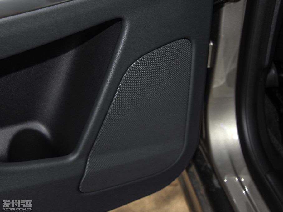 2016���֠���XC60 2.0T T5 ���M��